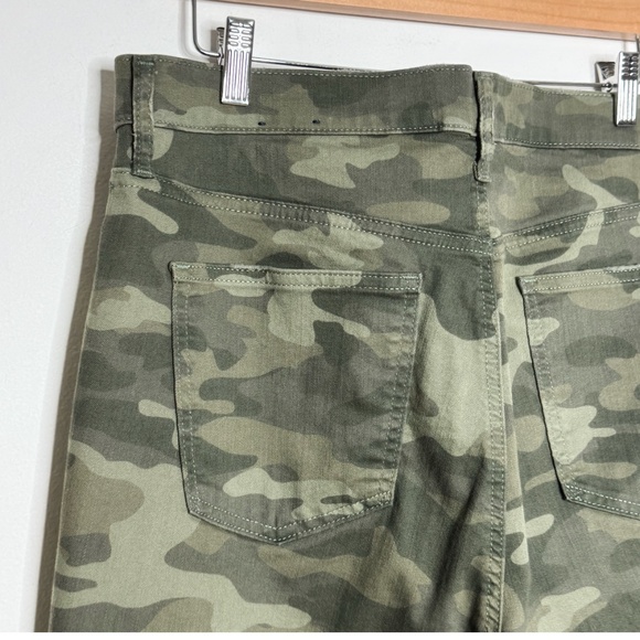 NEW GAP Jeans High Rise True Skinny Ankle Camo Stretch Raw Hem Size 16/33 - Picture 5 of 11